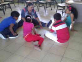 niños en la escuela